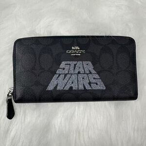 COACH Star Wars Accordion Zip Wallet In Signature Canvas With Motif F88589 NWT